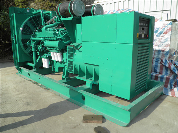锦江发电车出租-柴油发电机散热器怎样散热