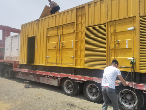 锦江除了负载情况和发动机维护，还有哪些因素会影响 200kw 柴油发电机的油耗？