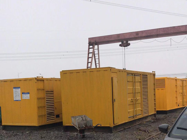 锦江100kw柴油发电机组每小时油耗？