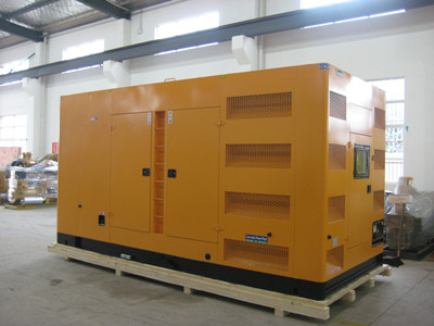 锦江不同类型的发电机组在冬季保养时的注意事项有何差异？