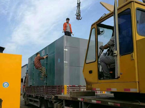 锦江更换水冷式机油散热器密封件的操作流程是怎样的？